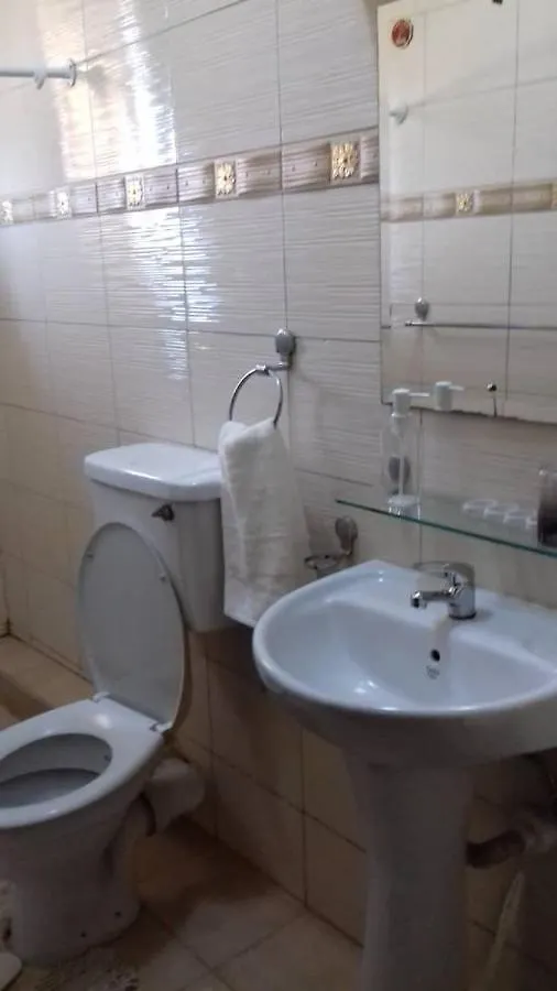 Shared Lounge The Abode Apartments Entebbe 0*,